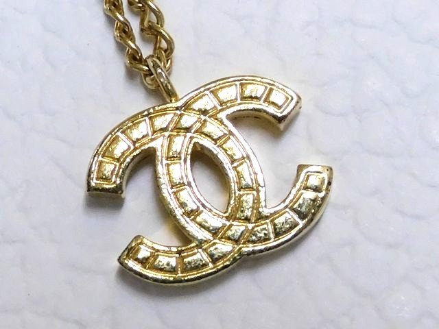 楽天市場】シャネル ノベルティ（ネックレス・ペンダント｜レディース