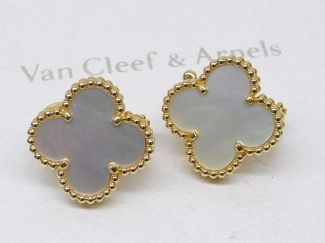 楽天市場】ヴァン クリーフ アーペル リング（イヤリング｜レディース
