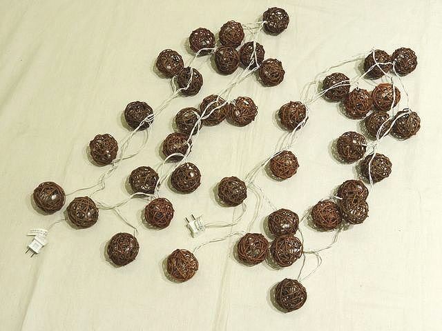 ラタンボールライト 約250cm×2本 ロープ ◇ 藤 ボール クリスマスイルミネーションやインテリア 等に ▼7L