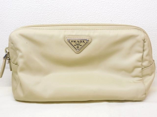 PRADA - プラダ ミディアム Re-Nylon ポーチ ■ 1NS693 ハンドストラップ欠品 薄ベージュ系 ナイロン PRADA□8C