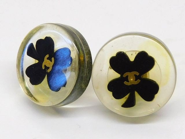 Yellow - シャネル CHANEL ■ プラスチック ピアス クローバー レディース □8D
