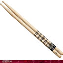 パール　スティック　アーティスト　176M 1組16×405mm　メイプル　Pearl Drum Sticksクリアラッカー仕上げ／オリジナルイラスト チップとテーパーでも音色が分けられるよう、チップ寄りに重心を置いたモデル。小さめのラウンドチップは、シンバルの音色も繊細に表現。