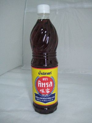 ナムプラー（魚醤・魚醤油・タイ調味料・ティパロス社製）700ml【タイ お土産】ハラル認定・halal