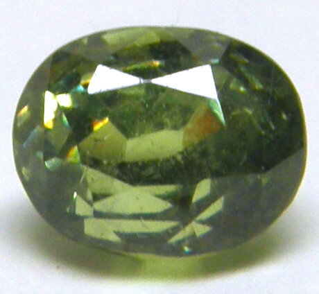 宝石名 天然デマントイドガーネット 産地 アフリカ産 重さ 1.05ct サイズ 6.1x4.8x4.1ミリ 色 グリーン色 商品説明 テリよくペンライト光当てますと変色あり。 発送 簡易書留郵便も対応しています。重さにより価格変わります。