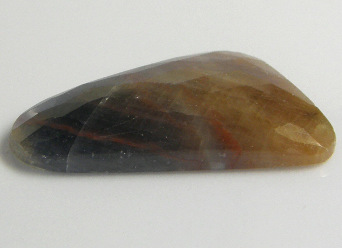 天然石 パーティーカラーサファイア20.80ct　9月誕生石