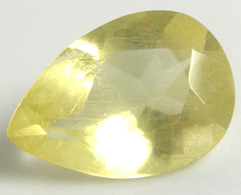 宝石名 天然イエローベリル 産地 アフリカ産 重さ 2.30ct サイズ 11.7x8.3x4.9ミリ 色 イエロー色 商品説明 イエローカラーベリル 別名ヘリオドール アイクリーン 。 発送 簡易書留郵便も対応しています。重さにより価格変わります。基本430円