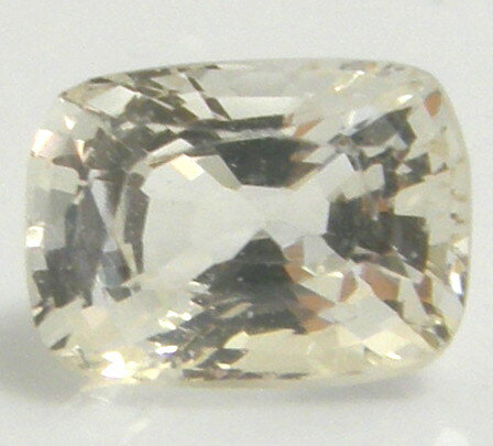 天然石 ダンビュライト0.76ct 天然石 ダンビュライト0.76ct