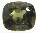 宝石名 天然アレキサンドライト 産地 スリランカ産 重さ 1.68ct サイズ 6.7x6.2x4.7ミリ 色 緑色〜赤色 変色 商品説明 6月誕生石 ソーティングでは青緑と表記されていますが、実物はグリーンカラー ソーティング付き　。 発送 簡易書留郵便も対応しています。重さにより価格変わります。