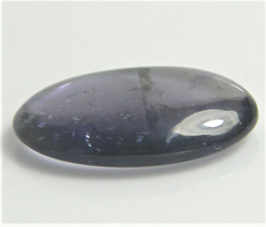 天然石　アイオライト2．35ct