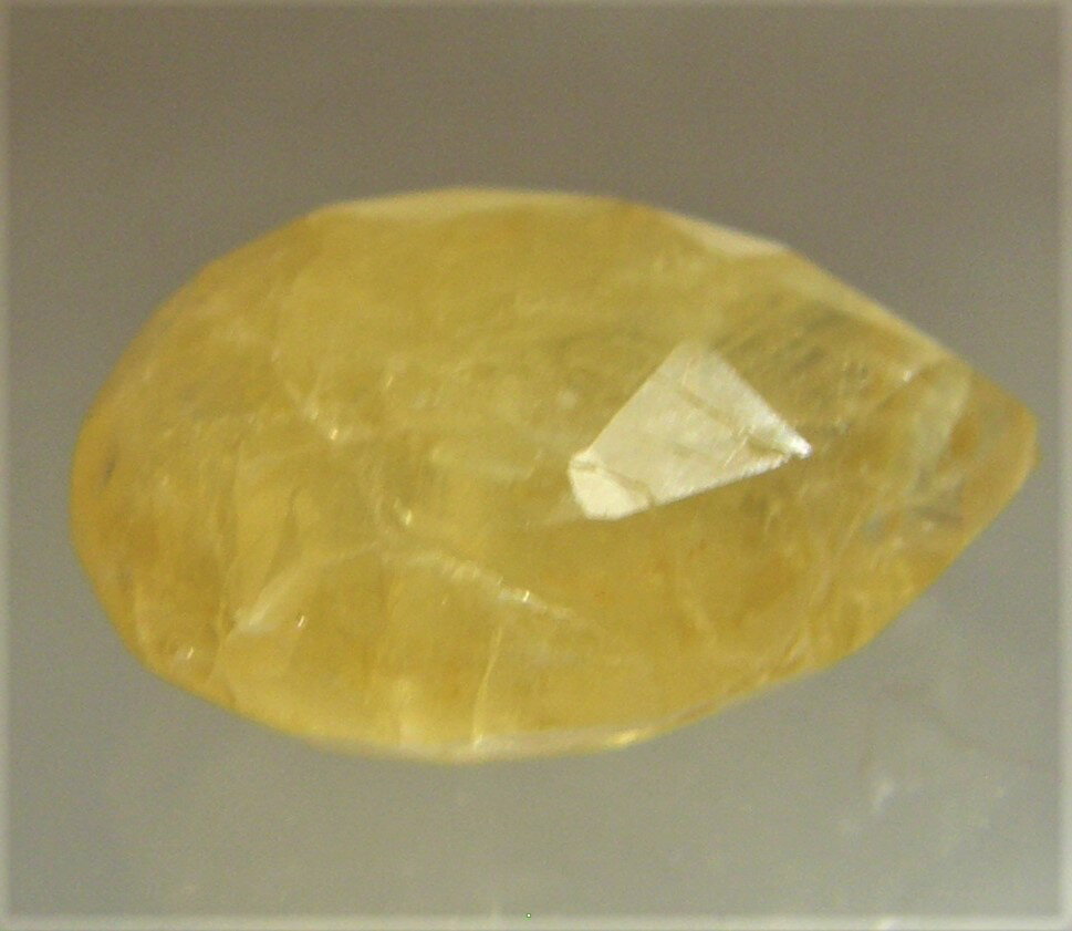 天然石　ヘリオドール2．11ct