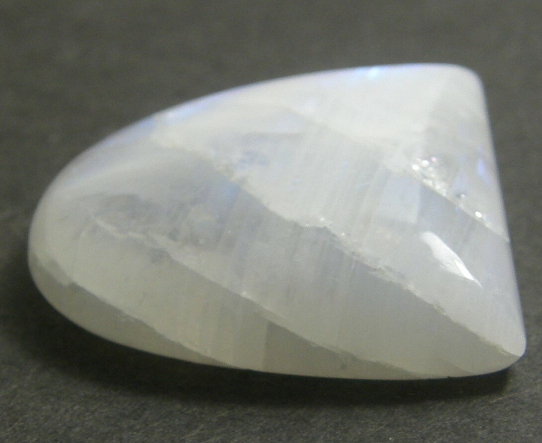 天然石　ブルームーンストーン46ct