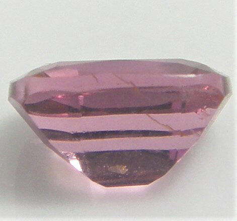 Gems 楽天市場支店の天然石　ピンクスピネル1．36ct｜アングル3
