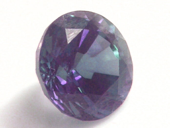 Gems 楽天市場支店の合成石　クリソベリル　アレキサンドライト2．17ct｜アングル3