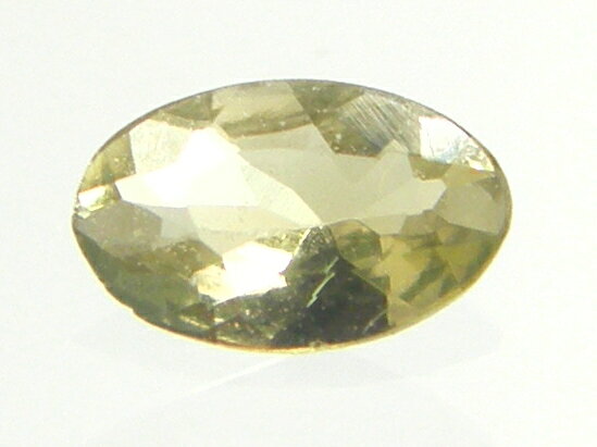 天然石　イエローゾイサイト0．18ct