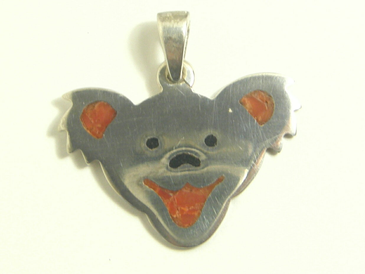 天然珊瑚ペンダントトップくま