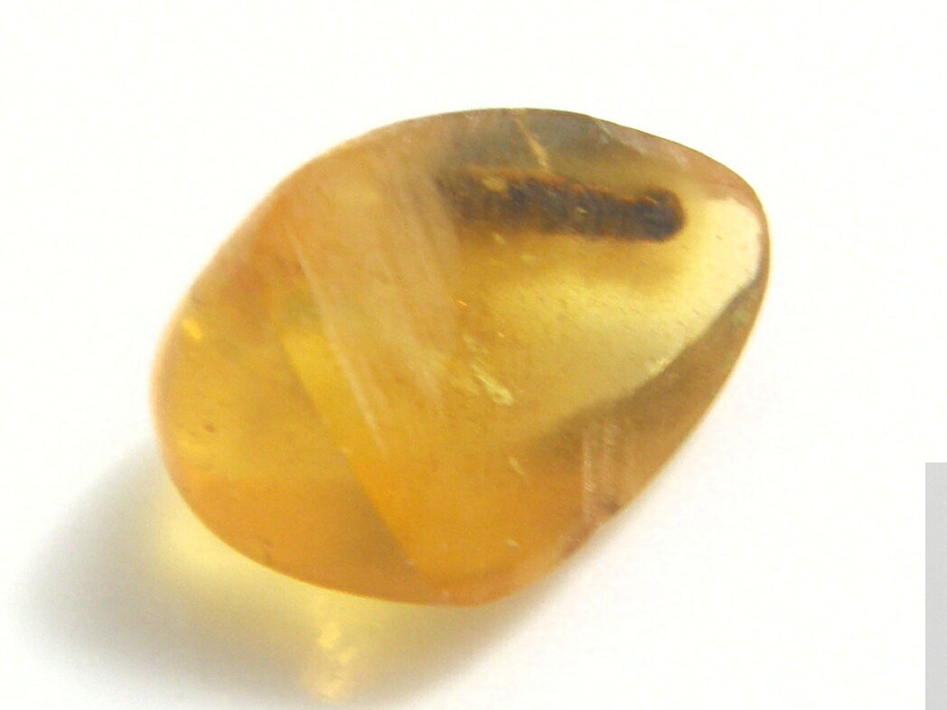 天然石　バーマイト0．94ct　ミャンマー産