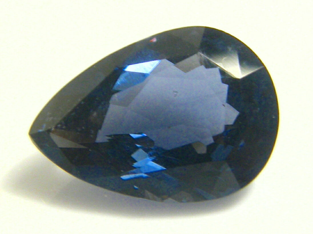 宝石名 天然石　ブルースピネル 産地 　スリランカ産 重さ 　4．12ct サイズ 石のサイズ 　12．9x9．2x4．8ミリ 色 　ブルー色 商品説明 　4カットアップと大粒　ブルーカラースピネル　アイクリーン。 発送 簡易書留郵便も対応しています。重さにより価格変わります。基本440円