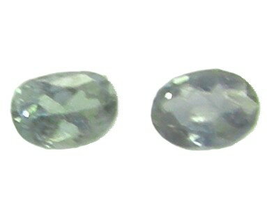 天然　アレキサンドライト0．07ctペア