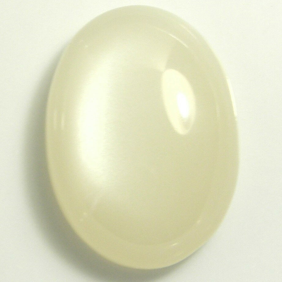 宝石名 天然ムーンストーン 産地 インド 産 重さ 52．35ct サイズ 　31．5x22．5x10．2ミリ 色 ミルキー ホワイト色 商品説明 大粒 ミルキーホワイトカラームーンストーン。 発送 簡易書留郵便も対応しています。重さにより価格変わります。