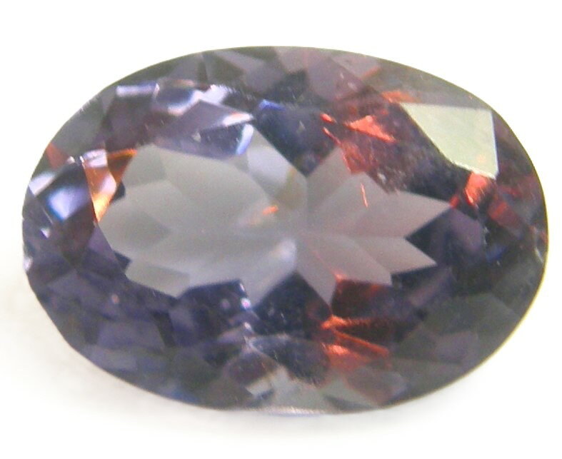 天然　カラーチェンジスピネル2．41ct