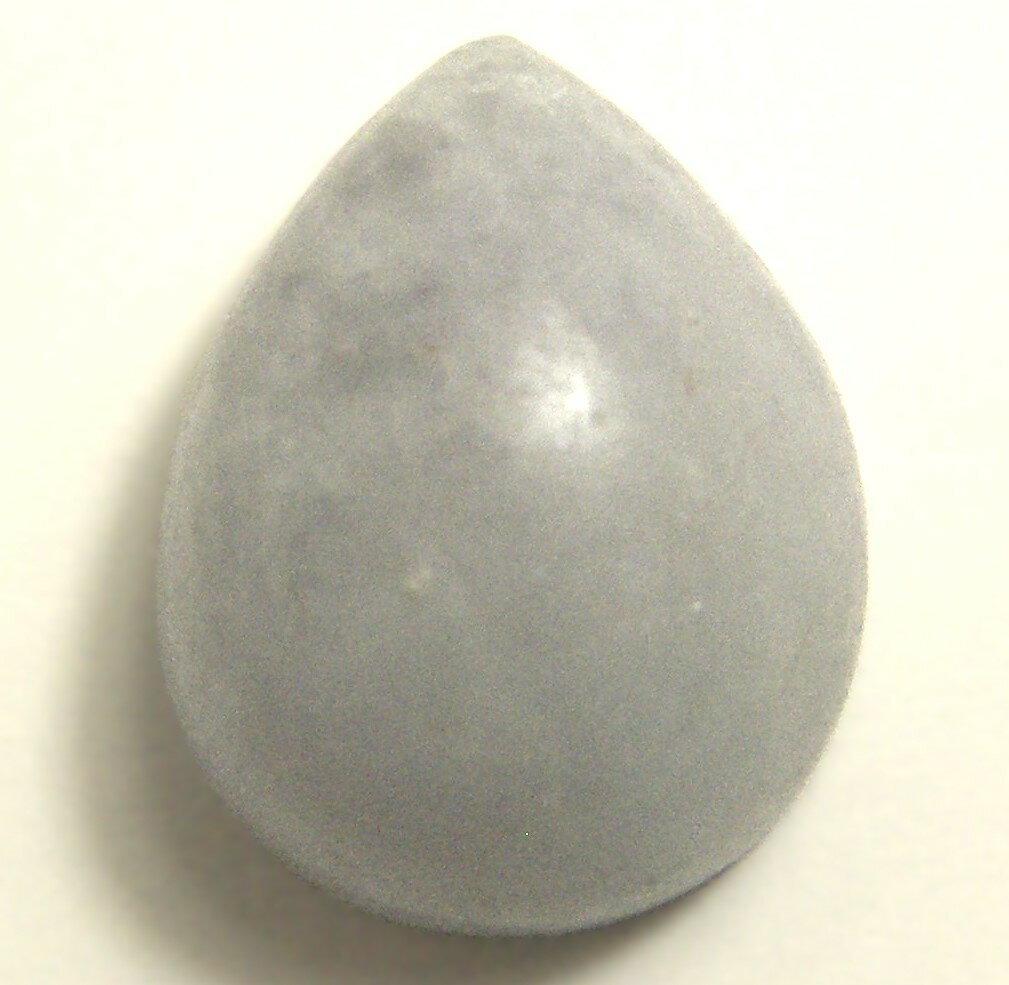 天然　ラベンダー翡翠18．31ct