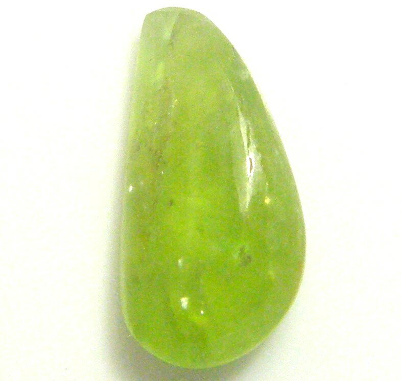 宝石名 天然　ペリドット 産地 　アリゾナ産 重さ 　4．19ct サイズ 　13．4x7．8x5．1ミリ 色 　グリーン色 商品説明 　ファンシーカット　ペリドット　インクリュージョン　小キズあり。 発送 簡易書留郵便も対応しています。重さにより価格変わります。