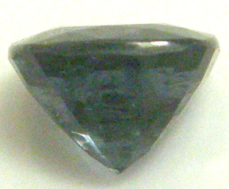 天然　ブルースピネル0．99ct
