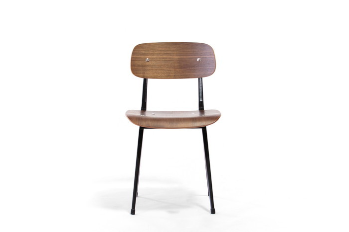 【即納】フリソ・クラマー リザルトチェア ウォルナット black マット塗装 リプロダクト デザイナーズ 家具 E-comfort 保証付 kwg-ch9156 ダイニングチェア イス チェア 北欧 モダン 家具 インテリア ナチュラル テイスト 新生活 オススメ おしゃれ