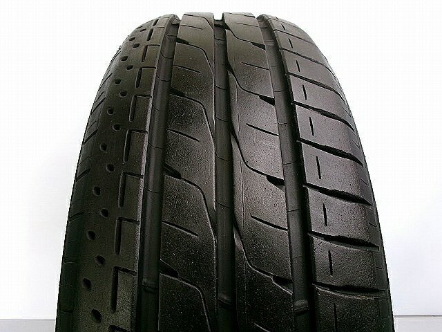 【中古タイヤ 215/60R17 1本】【ブリヂストン LUFT RVII】 アルファード ヴェルファイア エスティマ エリシオン エクストレイル(31系) エルグランド クロスロード デュアリス プレサージュ CR-V MPV RVR C-HR[中古タイヤ215/60R17][215/60R17中古タイヤ]