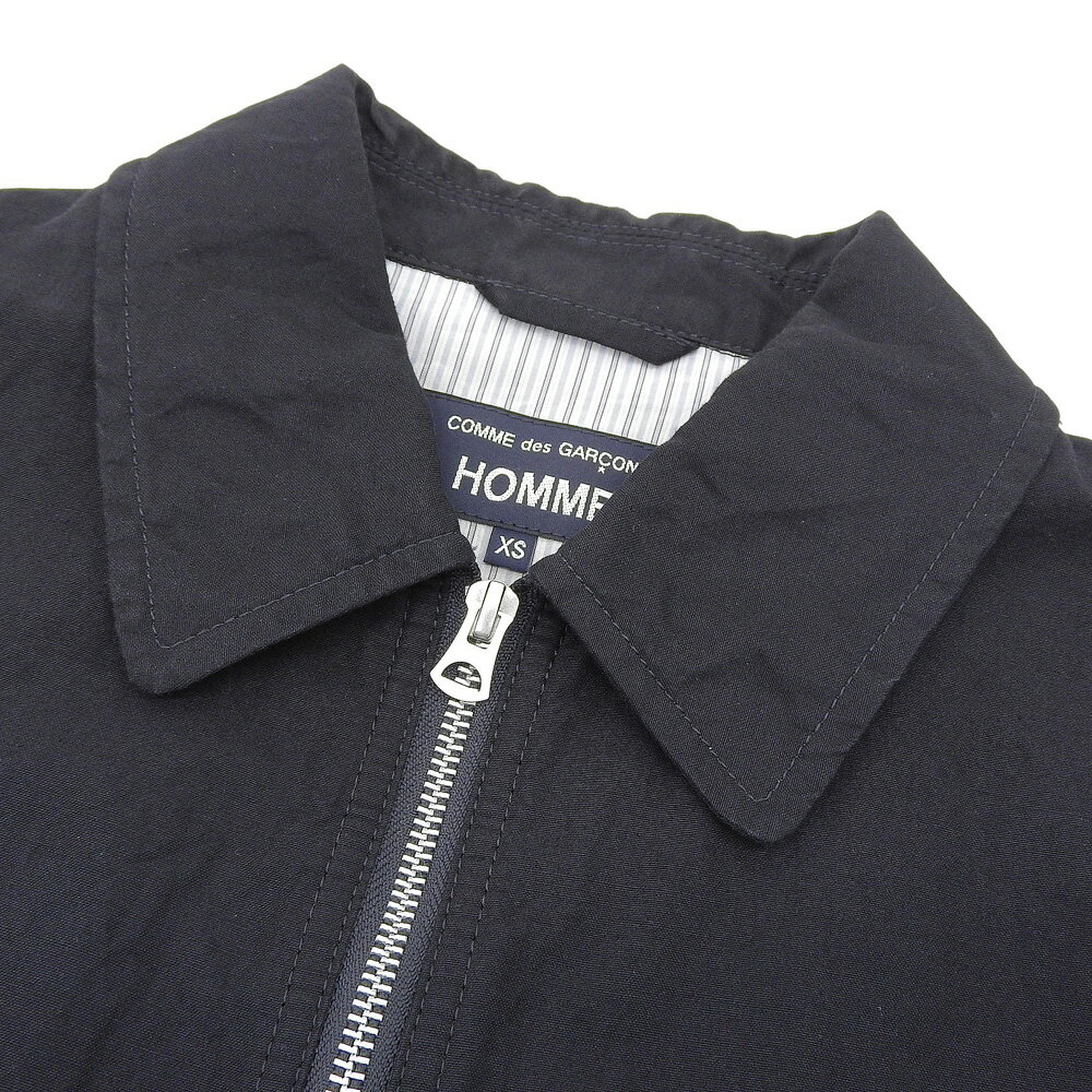 新着【中古】 超美品 コムデギャルソンオム COMME des GARCONS HOMME 2025年商品 HO-J020-051 ジャケット サイズ XS ジップブルゾン ほぼ未使用