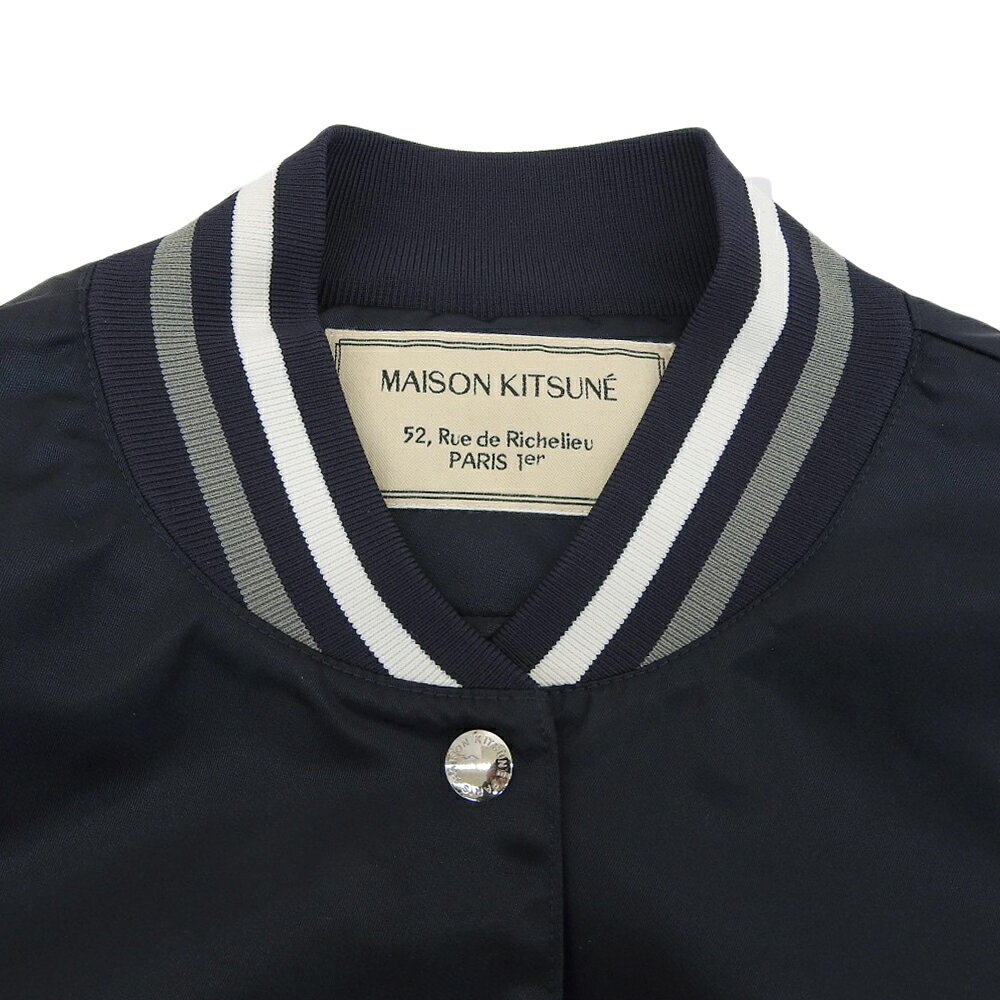 新着【中古】 超美品 メゾンキツネ MAISON KITSUNE KWL-48500-B スタジャン サテンワッペン ブルゾン ネイビー S レディース
