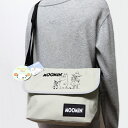 ★ムーミン MOOMIN 新品 便利 カジュアル メッセンジャーバッグ ショルダーバッグ BAG かばん 鞄★ かわいいムーミンのメッセンジャーバッグ 素材：ポリエステル　ファスナー：スチール サイズ：約W27×H19×マチ14cm 新品、【本物】