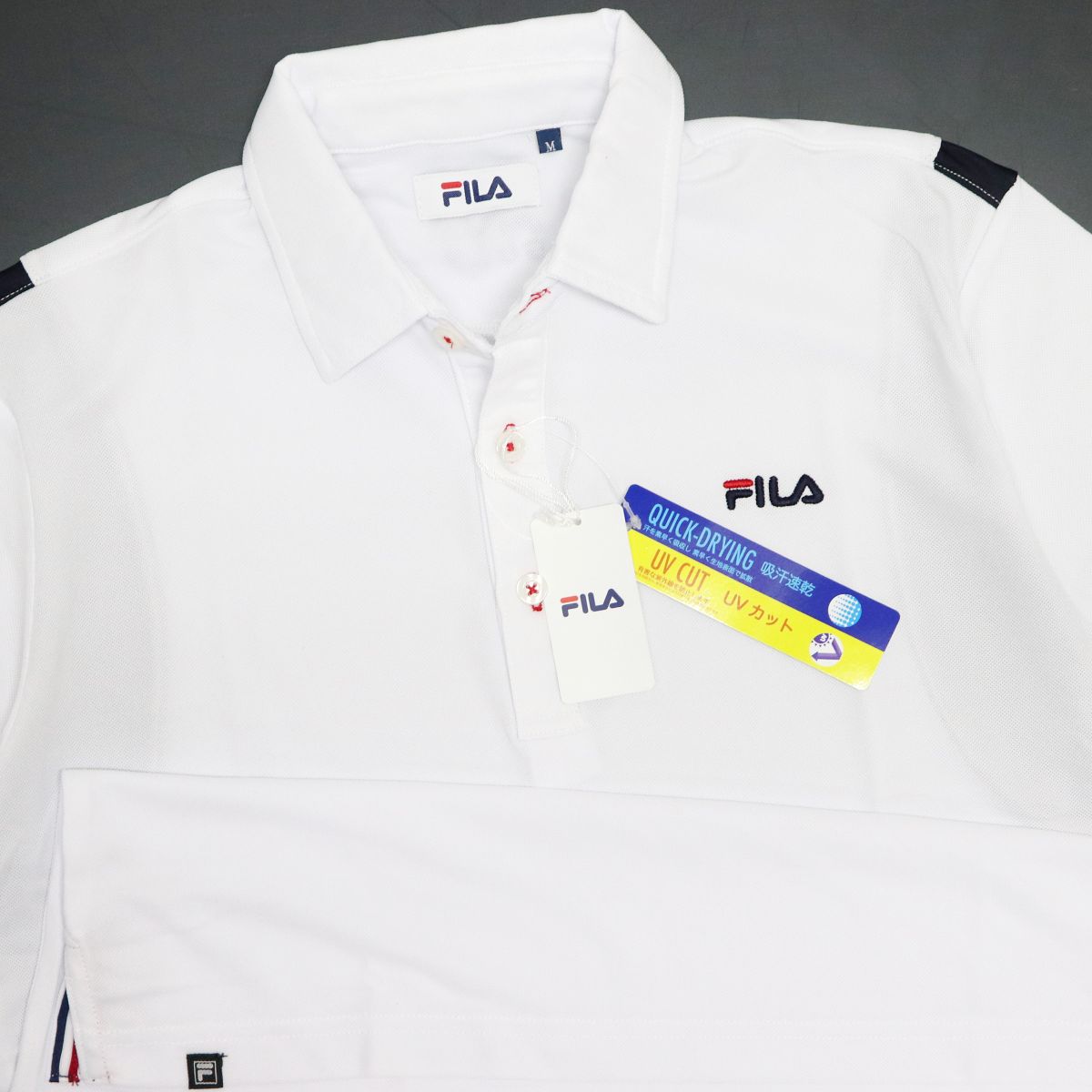 ★フィラ ゴルフ FILA GOLF 新品 メンズ 吸水速乾 UVCUT 半袖 ポロシャツ★ ストレッチ性に優れた生地を肩に取り入れ、動きやすいデザイン 通気性も抜群。 素材：ポリエステル 【この商品のサイズはメンズ LL サイズ】 サイズ...