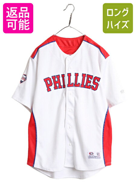 商品詳細 商品番号s-apd04y24n08 商品名MLB オフィシャル TRUE FAN フィリーズ ベースボール シャツ メンズ L / 古着 ゲームシャツ ユニフォーム メジャーリーグ 半袖シャツ 野球 商品説明アメリカで購入したUSEDの商品です。 MLBオフィシャル PHILADELPHIA PHILLIES フィラデルフィア フィリーズの半袖ベースボールシャツです。 ボディーは、TRUE FAN (トゥルーファン) 多くのMLBのグッズを販売するオフィシャルブランド 素材は、100% POLYESTER ( ポリエステル ) 伸縮性のあるジャージ素材を使用しています。 フロントにMLB、人気チームのフィラデルフィア フィリーズのワッペン 右袖にもチームロゴワッペンが付きます。 好配色のチームカラー ホワイト x レッド そのままでももちろん、重ね着にもお勧め 着まわしの利く商品です。 カラーホワイト | レッド 状態説明 コンディション多少の使用感がある程度で 特に表記する所のない非常に良い状態です。 サイズ 表記サイズL 着丈79cm【バック一番高いところからの計測】 身幅57cm【脇下で計測】 肩幅51cm 袖丈(肩から)26cm 袖丈(脇下から)18cm 補足（計測は全て平置きでの計測になります。多少の誤差はご了承下さい） サイズの測り方についてはこちら 【当店について】 当店の商品は、 国内の買い取りなどは行なわず、私たちが直接アメリカから買い付けてきた 新品 デッドストック 等の US古着、インポート オンリーの商品です 靴 鞄 帽子 ファッション 小物 などの全身コーディネートできる物 春服 夏服 春夏 秋冬、秋服、冬服 など様々な季節 オシャレ おしゃれ かわいい カワイイ かっこいい 流行 トレンド 旬 シンプル インパクト カジュアル フォーマル ストリート 定番 人気 など様々なスタイルに対応できる商品 特に アメリカン カジュアル ( アメカジ ) ストリート アウトドア ワーク ミリタリー と言った機能性 に優れ 長く愛用できる物を幅広く取り揃えています 大切な人の 贈り物 ( ギフト ) 誕生日 母の日　父の日　敬老の日　クリスマス ハロウィン バレンタイン　就職祝い 入学祝い 進学祝い 結婚祝い にもお使い頂ける、心のこもった 1点物 もお探しいただけます ひとつひとつ厳選した幅広いジャンルの商品お楽しみください。 注意事項 商品について一見して分かる目立つヨゴレやダメージは商品画像や商品説明に記載はしていますが 着用に支障が無いと判断した物や裏側等の着用時見えない場所、古着慣れされている方 なら問題無い範囲内と判断したヨゴレ、小さなダメージの説明は省いている場合があります。 (その様な場合でもこちらの判断で良品、美品と記載している物もあります) 見えない場所や細かいヨゴレ、ダメージの気になる方はご購入前に必ずご相談下さい。 サイズについては多少の誤差はご了承願います。 撮影時の光や環境、ご使用のブラウザによって実際の色と異なる場合があります。 写真と商品説明文を確認して、少しでも気になる点があれば必ずご入札前にご質問下さい。 ご質問についてサイズ感については着用される方によって変わってきますので 「身長　〜cmですがサイズ感はどうですか？」等のご質問にはお答え出来ません。 お手持ちの服や靴等で比較してご検討下さい。 お値下げは基本的にお受けしておりません。 上記の様なご質問にはお答えしかねますので予めご了承下さい。 在庫について商品は全て、実店舗や他サイトでも販売しております。 在庫連動は随時行っておりますが、まれにご落札いただいた後で商品の品切れがわかる場合がございます。 その際は早急にご連絡させていただきます。 誠に申し訳ございませんが何卒ご理解のほど宜しくお願い致します。 同梱について当店で落札頂いた商品は全て同梱可能です。 落札日が異なる場合は最初の落札時にその旨をご連絡下さい。 同日落札の場合も複数落札頂いた旨をお知らせ下さい。 返品について古着は現状販売の為、返品やクレームはお受け出来ません。 落札後のキャンセルもお受け出来ませんので、ご了承頂ける方のご入札をお願い致します。 used品、ビンテージ品にご理解無い方や神経質な方のご入札はお控え下さい。 ご連絡、ご入金について落札から3日以内にご連絡、5日以内にご入金頂けない場合はキャンセルとさせて頂きます。 上記の様な場合ですと、落札者都合の削除となりますので非常に悪いの評価が付きます。 ご注意下さい。 営業時間についてAM11：00〜PM18：00 上記時間内でもお問い合わせにお答え出来ない場合もあります。 急遽お休みを頂く場合もございますので気になる点はお早めにご質問下さい。 前もってお休みをお知らせ出来る場合は自己紹介欄等に記載させて頂きますのでご確認下さい。