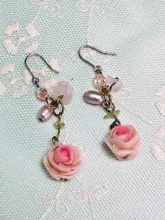 ローズピアス ラグジュアリー　ak184