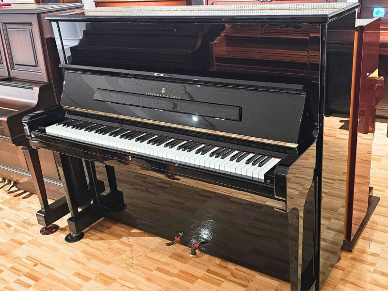 STEINWAY＆SONS（スタインウェイ＆サンズ）V125【中古】【中古ピアノ】【中古アップライトピアノ】【アップライトピアノ】【240815】 その1