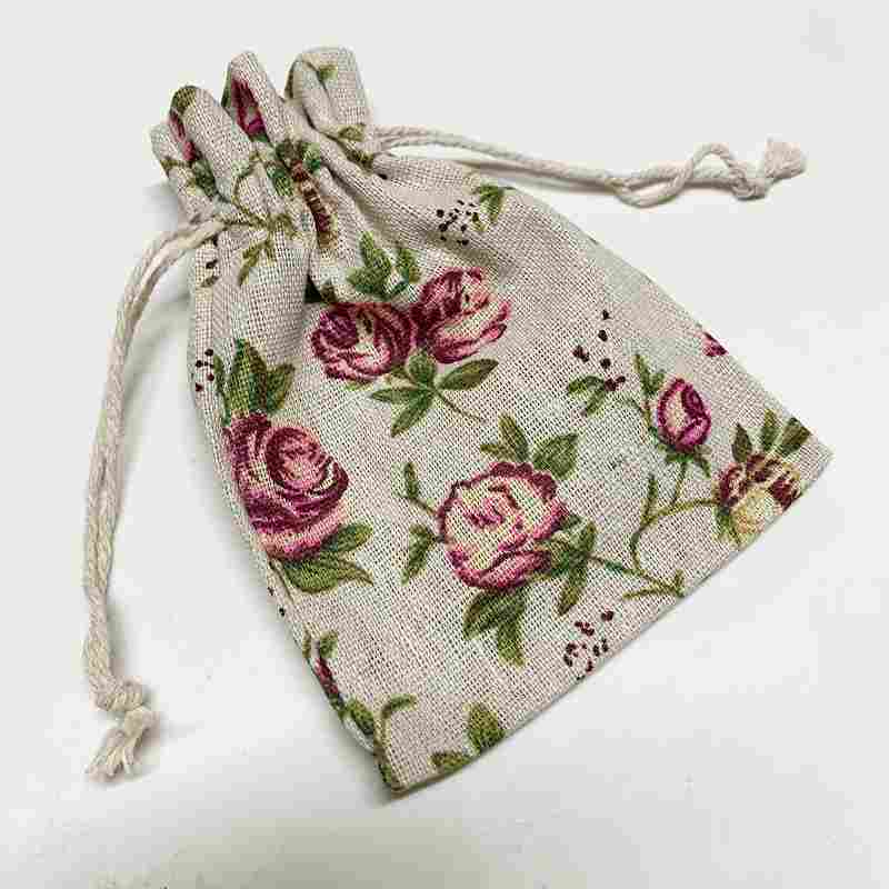 Rakuten - 14×10cm10枚 ナチュラルな素材感が魅力♪薔薇模様と小花柄　コットン混巾着袋ポーチ ＠100円 天然石ジュエリーのお店 ハッピーエイト