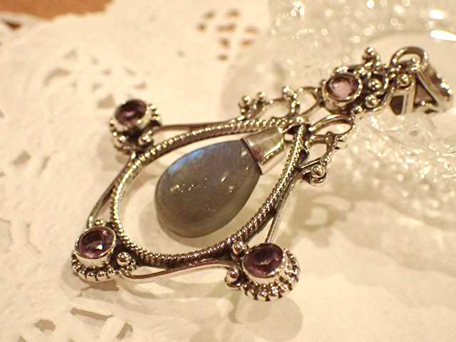 ラブラドライト、アメジスト4石のロ...