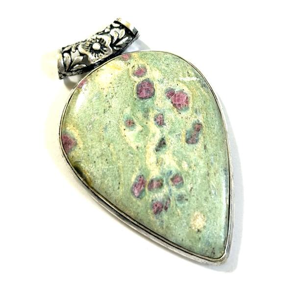 ルビーインフックサイト大きな逆さドロップシルバープレートスライドペンダントトップ