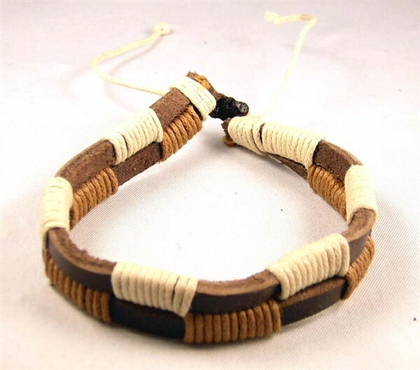 レザーブレスレット・2トーン/在庫限り価格【ギフト包装無料】