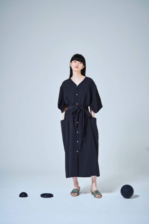 sneeuw (スニュウ) | フォルデッドワンピース (black) | ワンピース お洒落