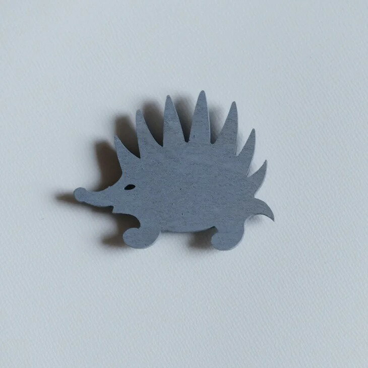 animal parade | ハリネズミ木製マグネット (gray) | Scandinavian Handcraft