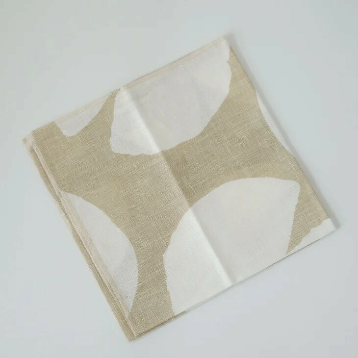 FINE LITTLE DAY | WATERLILIES HANDKERCHIEF (SAND/WHITE) | 47x47cm ハンカチ ファインリトルデイ ギフト プレゼント お祝い 母の日