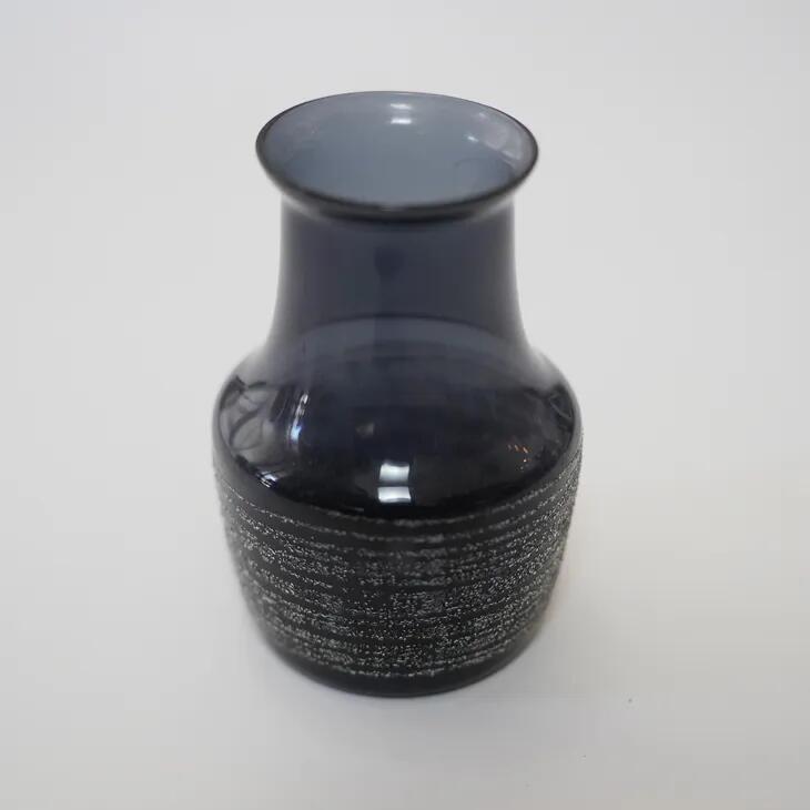 Sea Glasbruk (by Rune Strand) | Particle - flower vase (smoky blue grey) | 北欧ヴィンテージ ガラス スウェーデン
