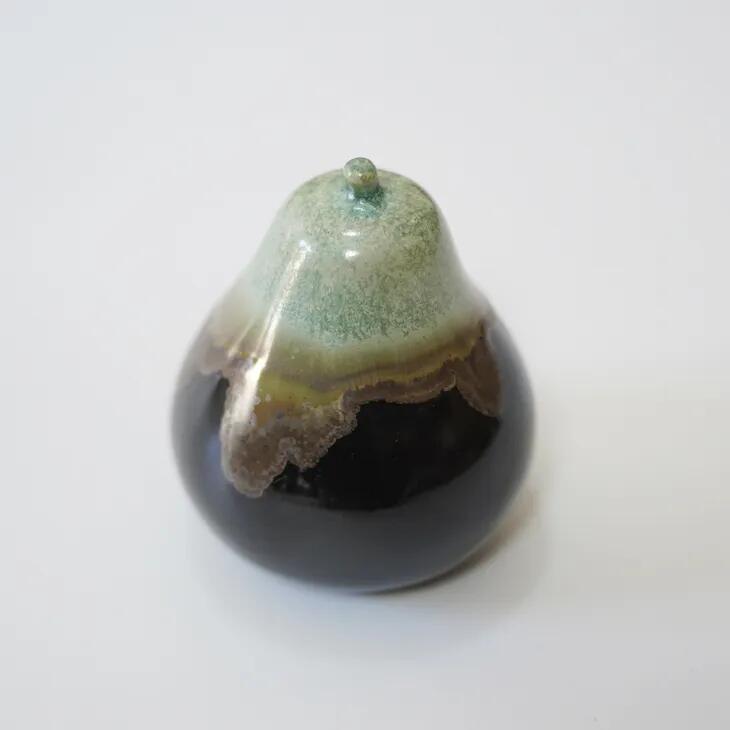 樂天商城 - Vintage Pear Figurine | 洋なしの置物 | 北欧ヴィンテージ スウェーデン 陶器 置物 ミッドセンチュリー 釉薬