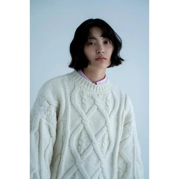 Rakuten - MANON (マノン) | SHORT LENGTHOVERCABLE KNIT (off white) one size | ショートレングスオーバーケーブルニット 25AW