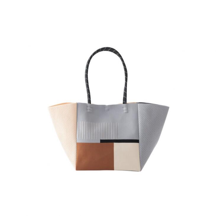 樂天商城 - TRICOTE | SIDE MESH BAG (brown) | サイドメッシュバッグ トートバッグ トリコテ おしゃれ カジュアル レディース お出かけ レディース 大きめ かわいい 通勤 通学 メッシュ素材