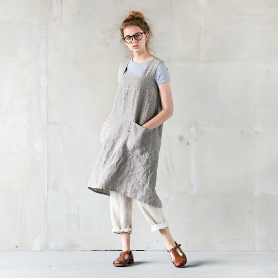 not PERFECT LINEN | PINAFORE - SQUARE CROSS LINEN APRON (stripes) | エプロン【リネン 麻 ナチュラル リトアニア 北欧 東欧 シンプル おしゃれ メール便送料無料】 えぷろん かわいい おしゃれ リネン 可愛い ギフト ナチュラル 雑貨 ライトグレー グレー スクエア型