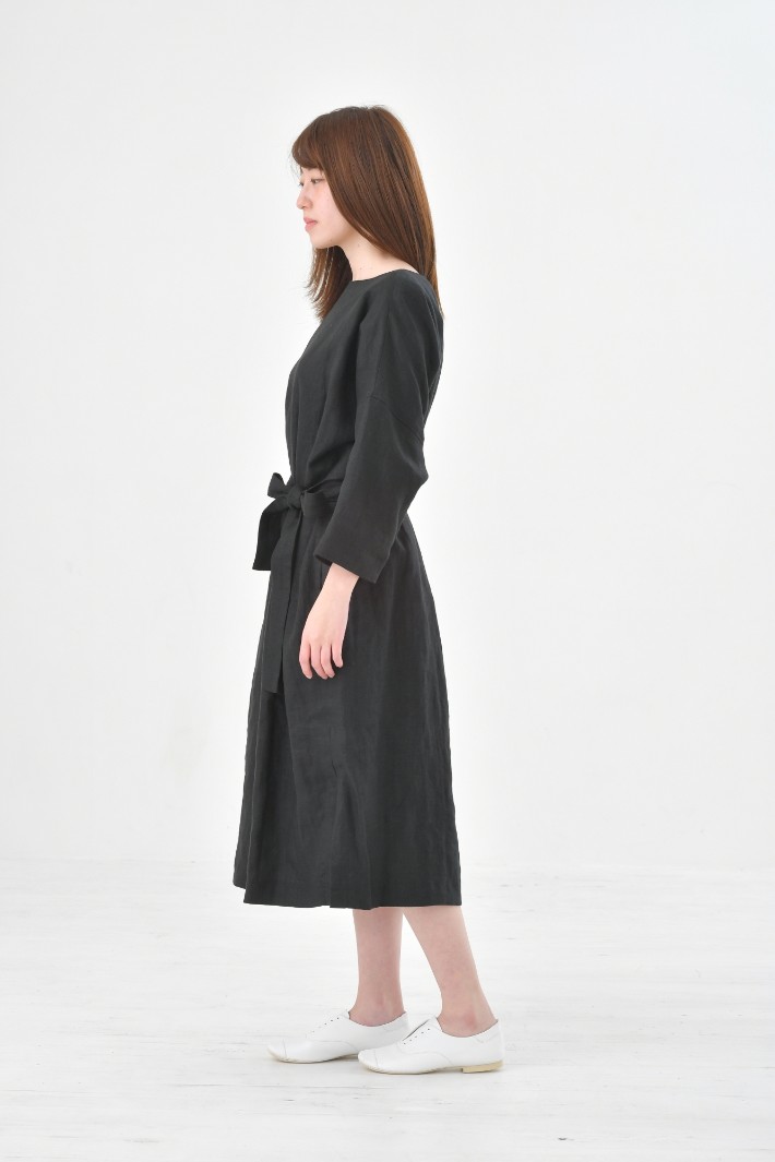 ワンピース リゾート レディース 赤 ドレス モーニング ガウン 婚約 ロング スカート ドレープ フォーマル エレガント シルキー ホルターネック