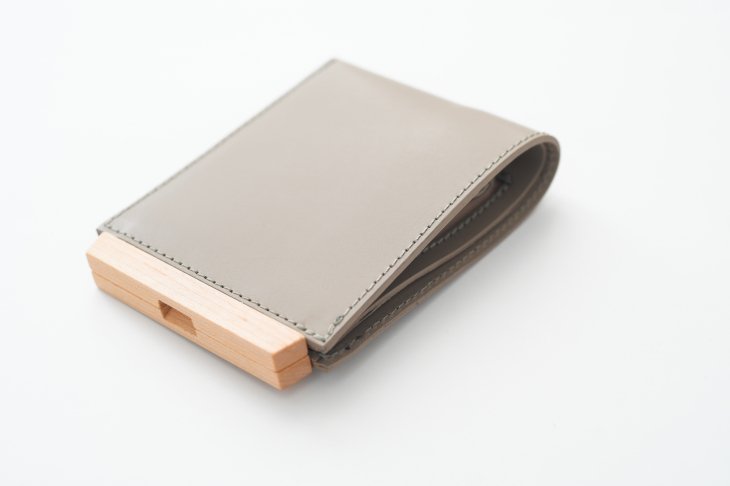 yuruku (륯) | Wood Plate Folder Half Wallet (gray) |  쥶å ̵ ץ  硼ȥå ǥ   ܳ ե ץ쥼 ץ쥼  ץ ʥ  ̲